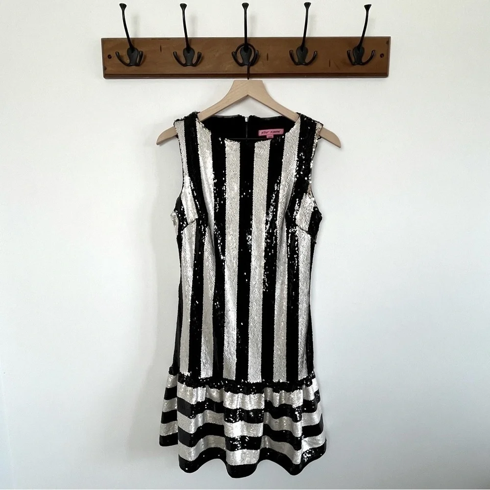 Betsey Johnson Black & Ivory Striped Sequin Ruffle Hem Mini Dress. Size 2. #630 - Picture 4 of 9